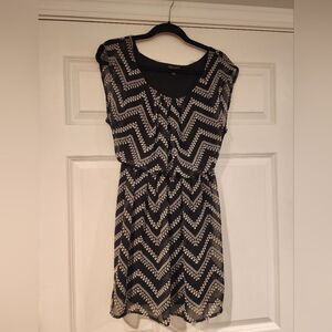 Lily Rose black and white tie back mini dress S